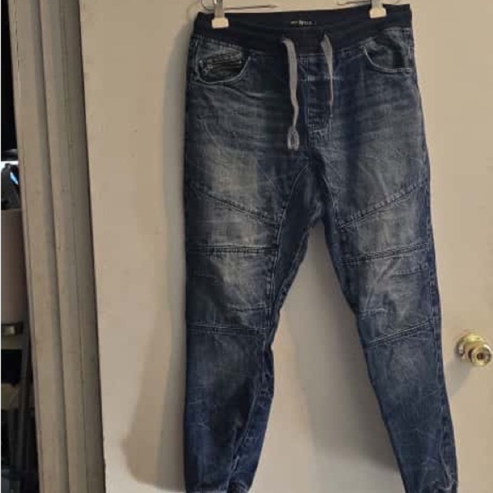 Men's Stylish Indigo Denim Jogger Pants - Picture 8 of 16